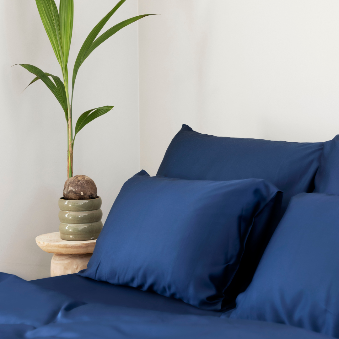 Dunkelblaue Bettwäsche